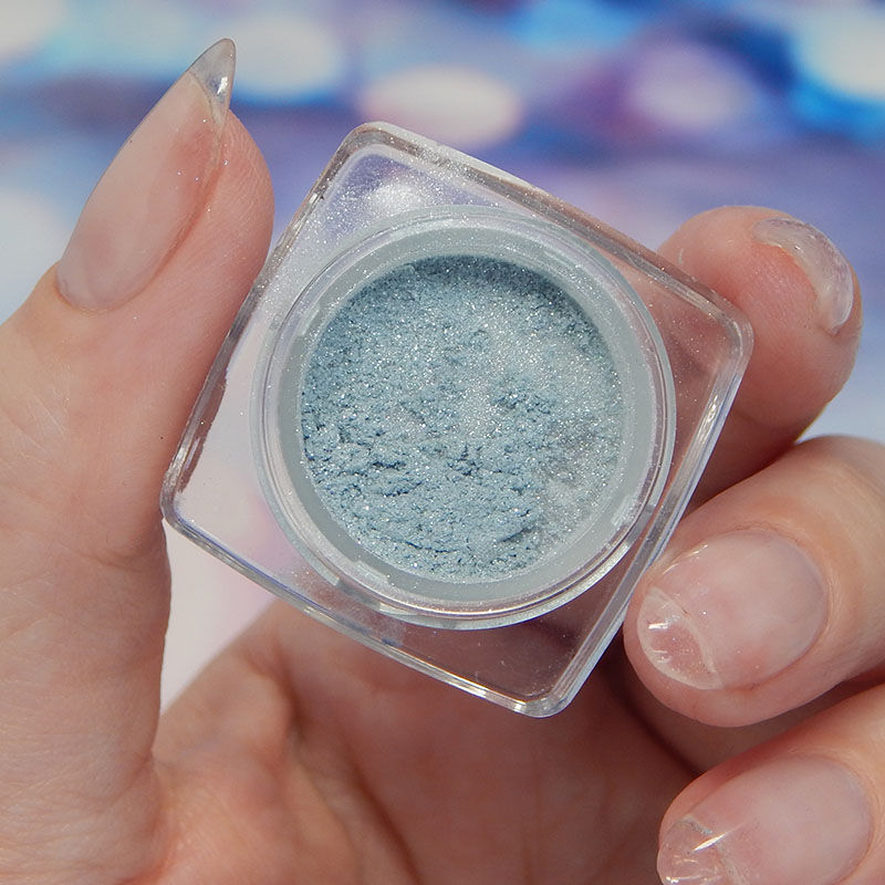 Thumbnail: Winter Magic Eyeshadow