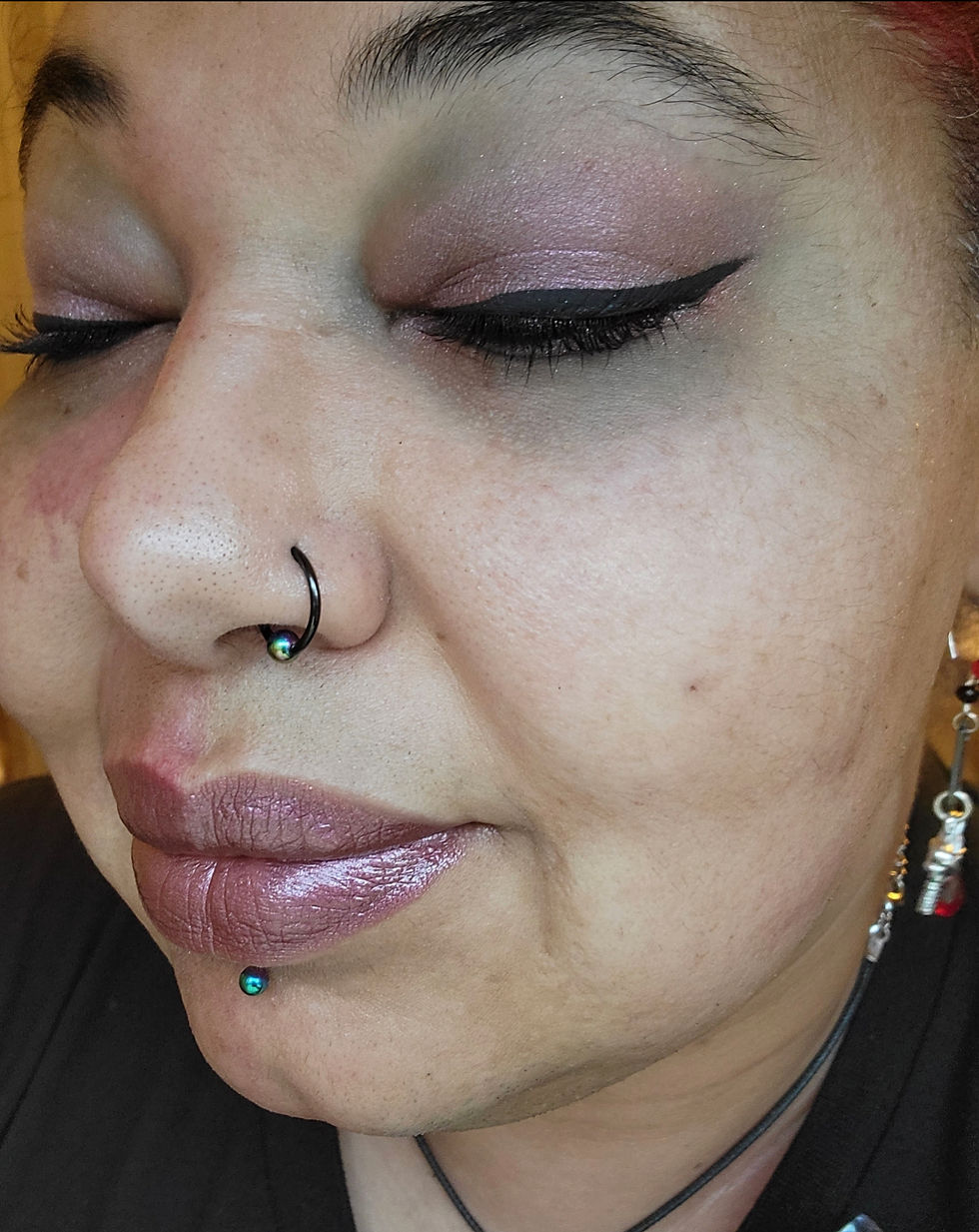 Thumbnail: Demon Hunter Eyeshadow