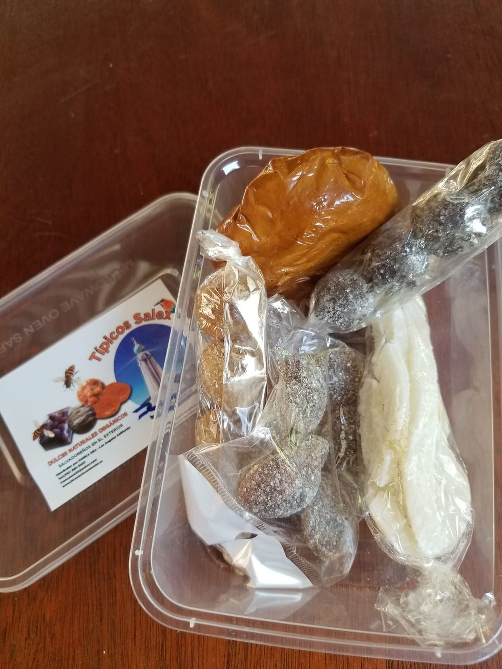 Miniatura: Dulces Típicos de El Salvador Caja de plástico 5pcs.