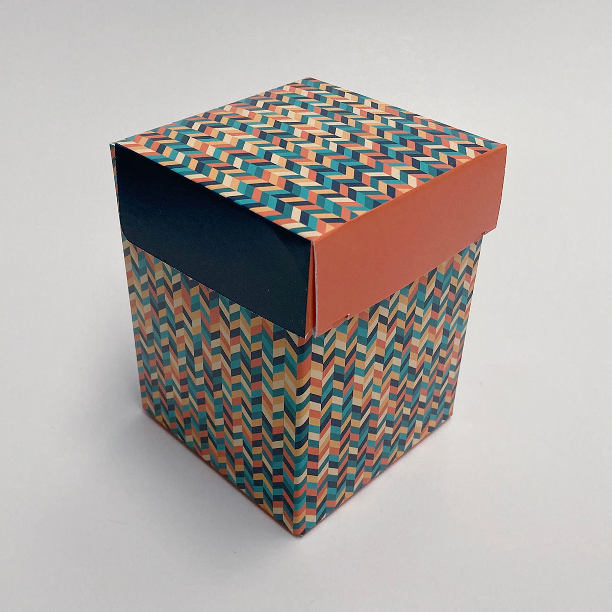 Caja con DISEÑO (175-Regalos001-VA10)