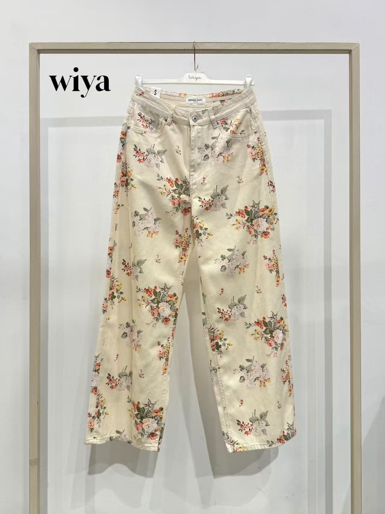 Oasis floral jeans