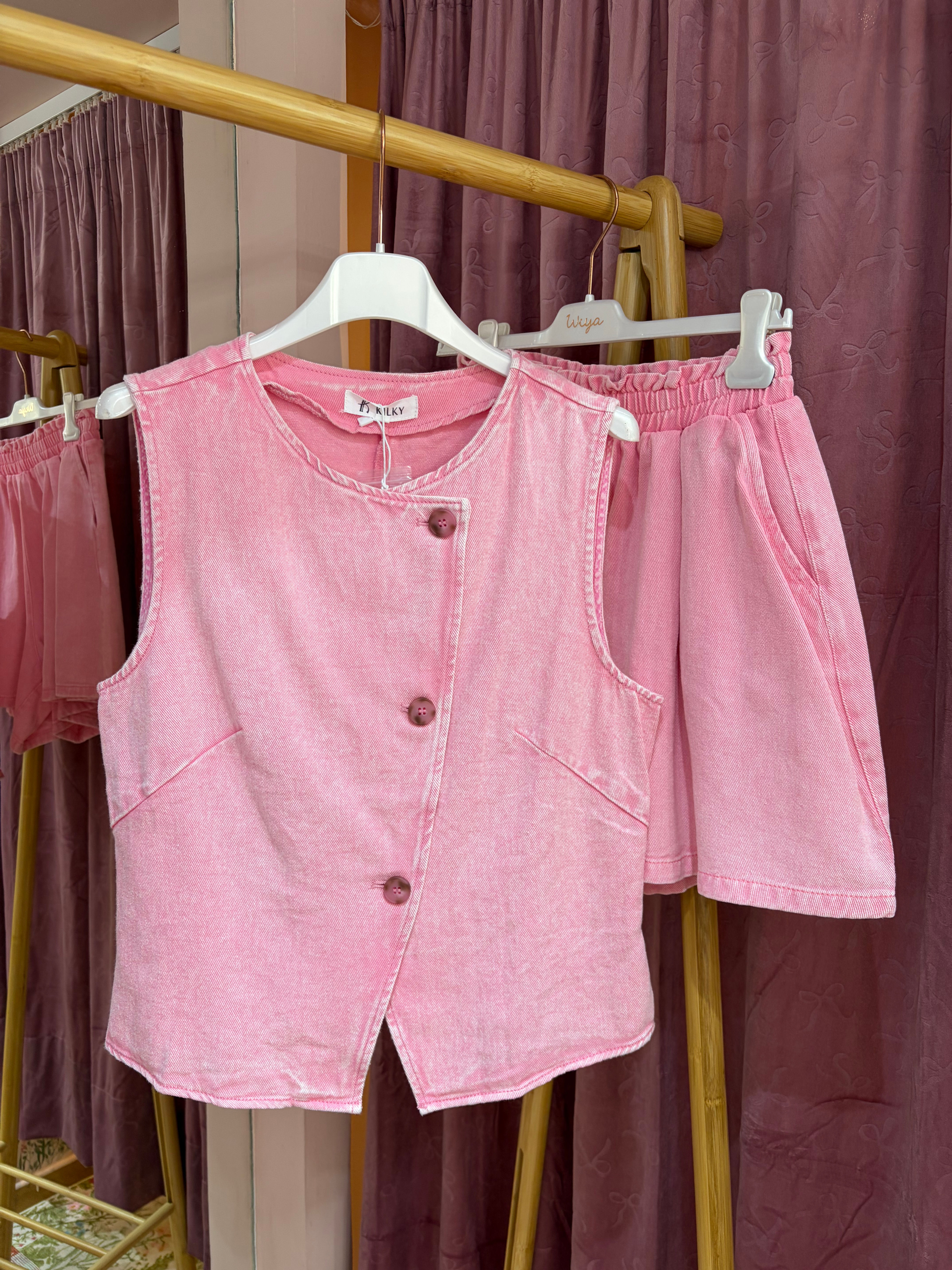Gelato pink vest