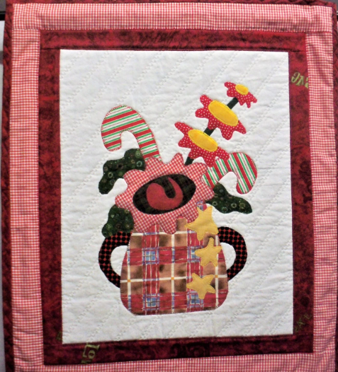Christmas Candy Jar Wall Quilt: 17x20: Appliqued & Pieced Wall Decor