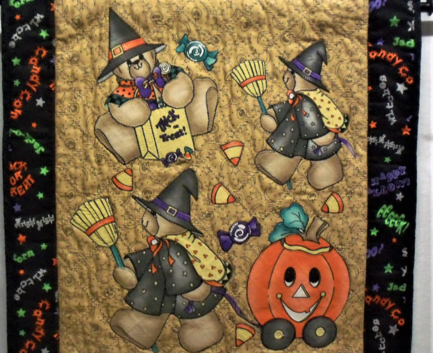 Halloween Wall Quilt: 20x19--Enhanced Wall Decor