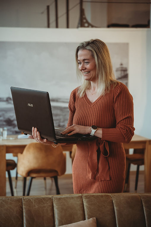 business-und-gesundheitsmentoring-dresden-buehlau-hypnose-lifestyle-kristin-kelm-web(36).j