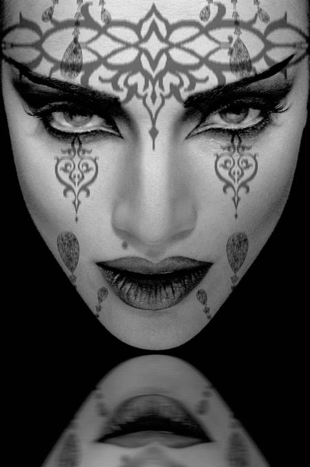 005 I DREAM OF MADONNA.jpg