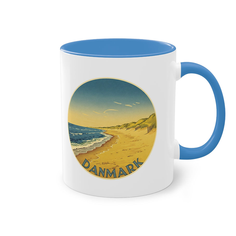 Miniaturbild: Mit einem dänischen Nordseestrand und der Aufschrift "Danmark" bedruckte Tasse