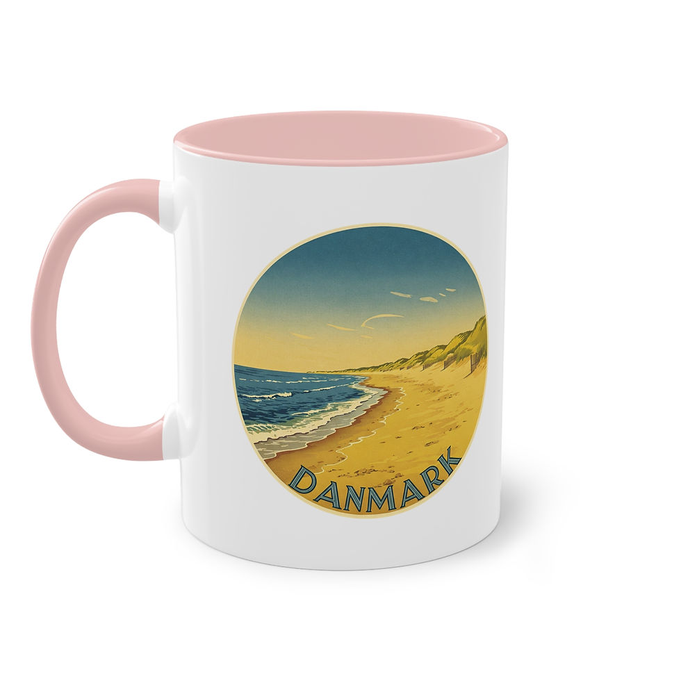 Miniaturbild: Mit einem dänischen Nordseestrand und der Aufschrift "Danmark" bedruckte Tasse