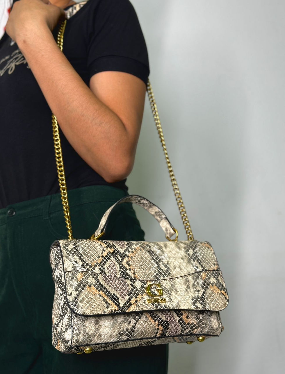 Miniatura: GUESS BECCI