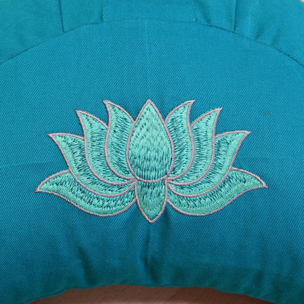 Miniature : ZAFU DEMI LUNE  FLEUR DE LOTUS VIBRATOIRE