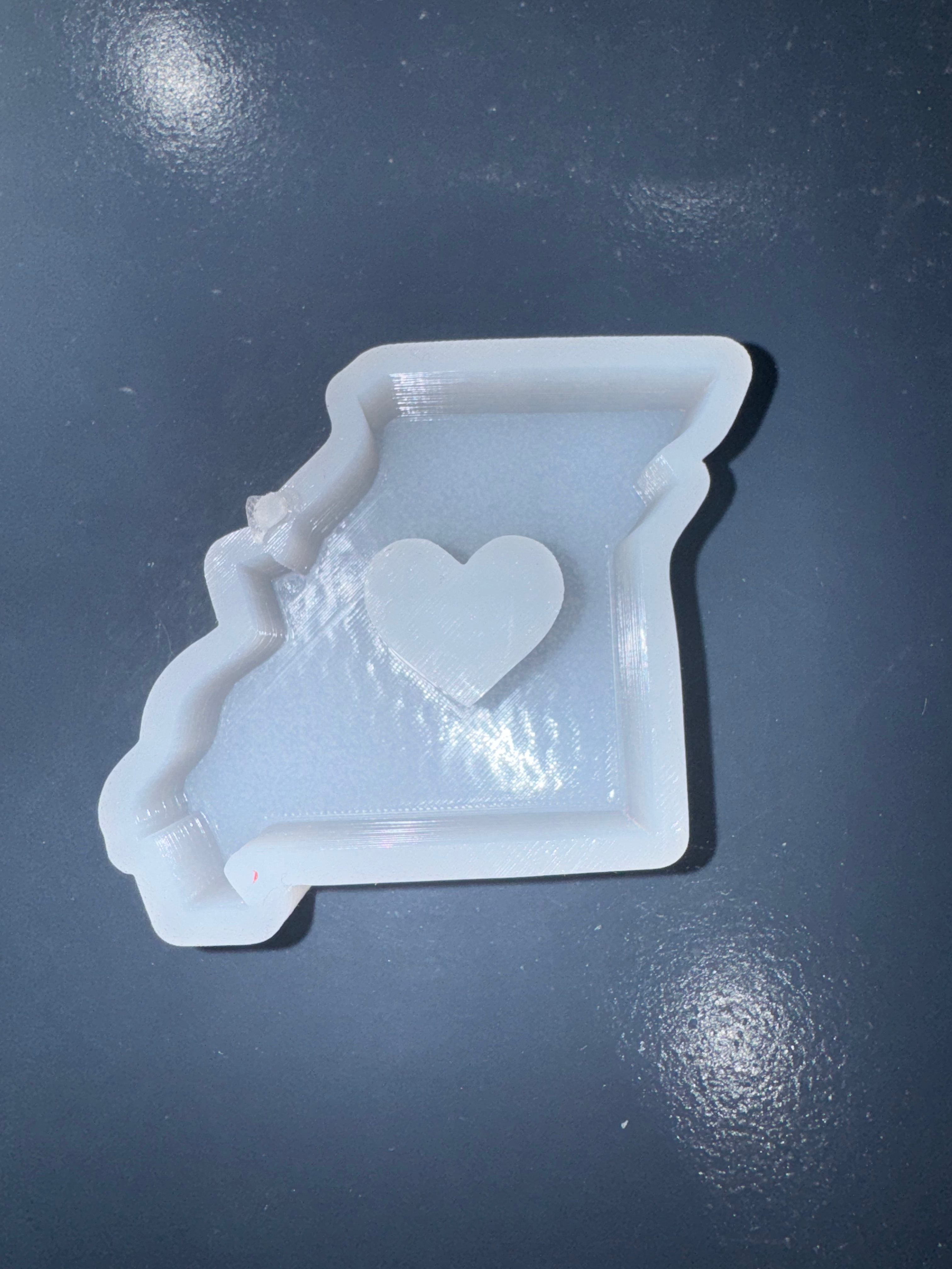 Missouri with Heart 2 Vent Clip