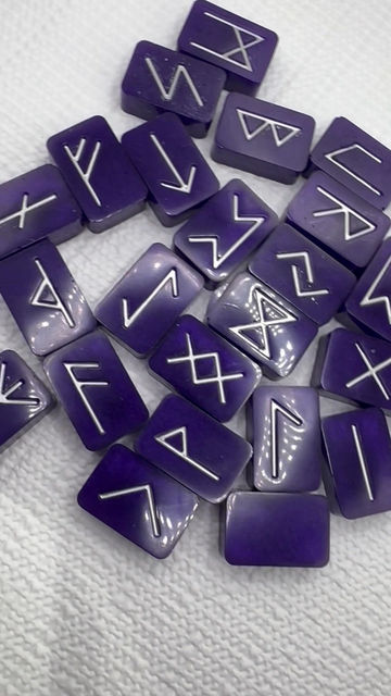 Thumbnail: Purple Runes