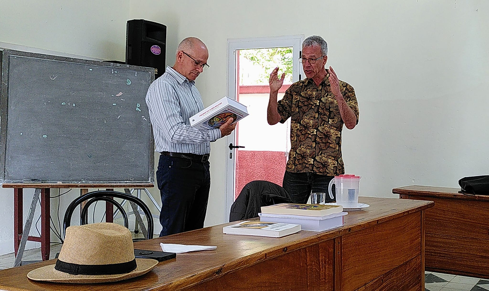 Der Rektor Ary Fernández und Prof. Andreas Heuser