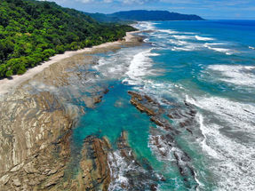 Por qué Costa Rica es el destino ideal para sus clientes en 2025