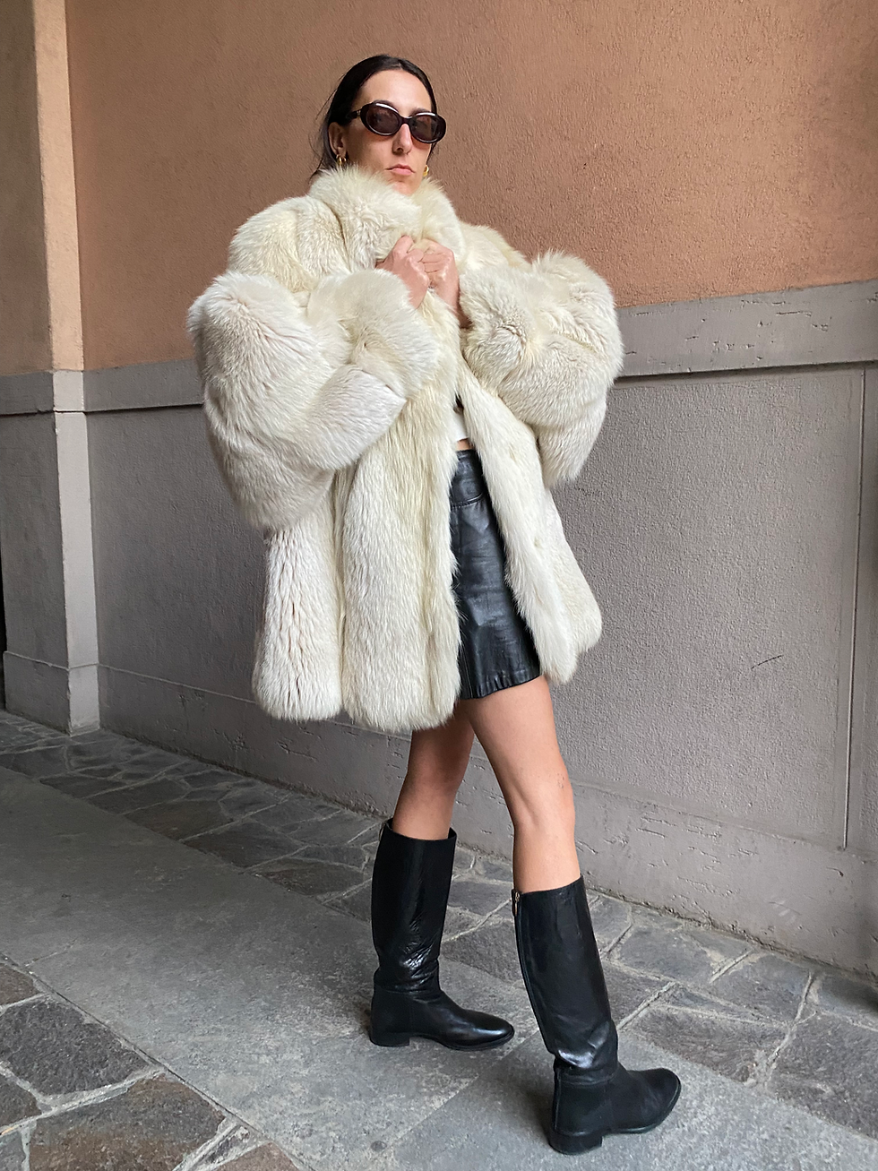 Miniatura: White Fox Fur Coat 