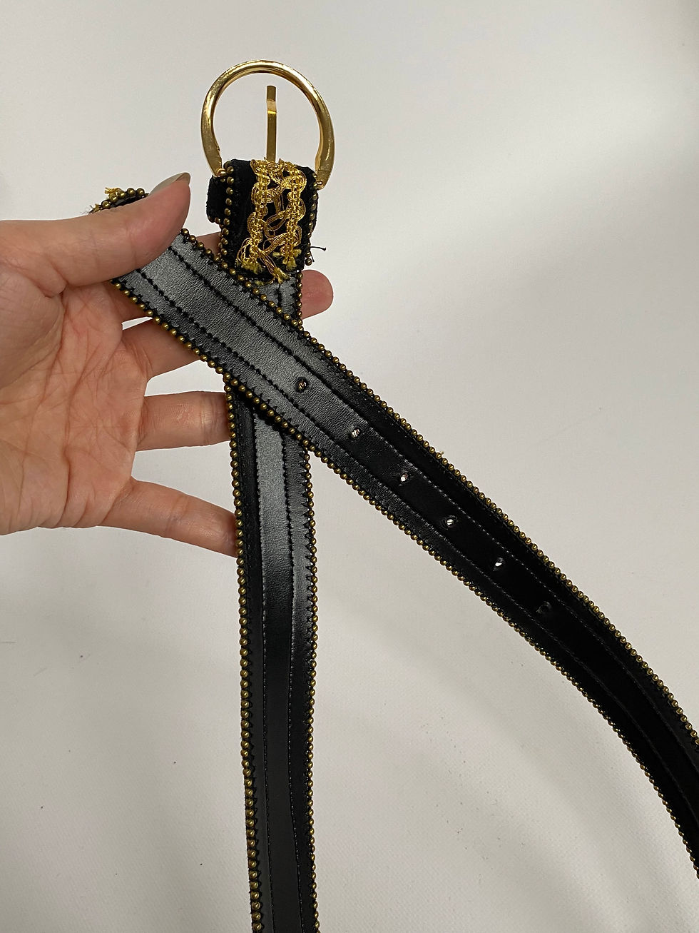 Miniatura: Gold Thread Embroidery Belt