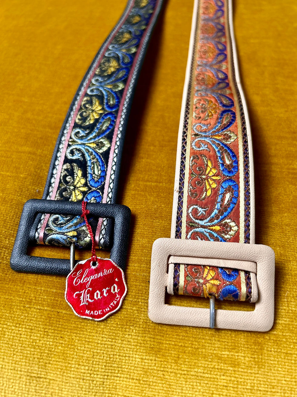 Miniatura: Almond Paisley Belt 