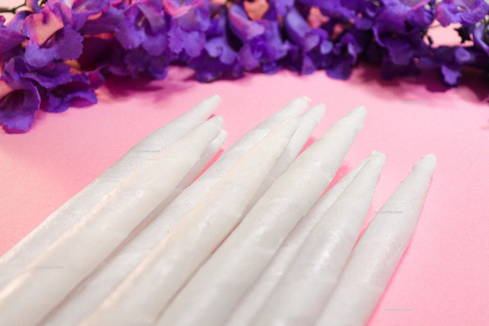 12 Conos de parafina o ceramiel