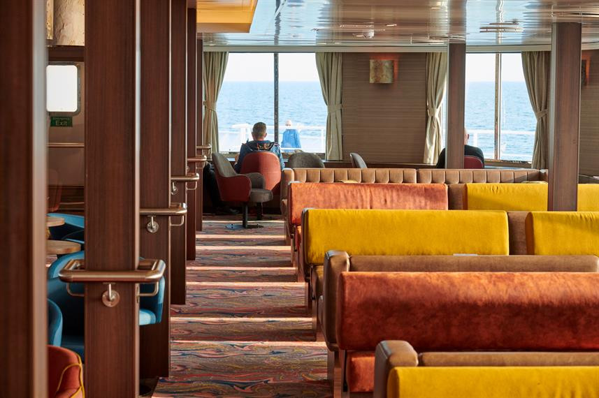 The Observation Lounge on the Janssonius em route to South Georgia Island.