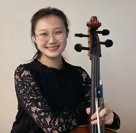 Zihe Wang.jpg