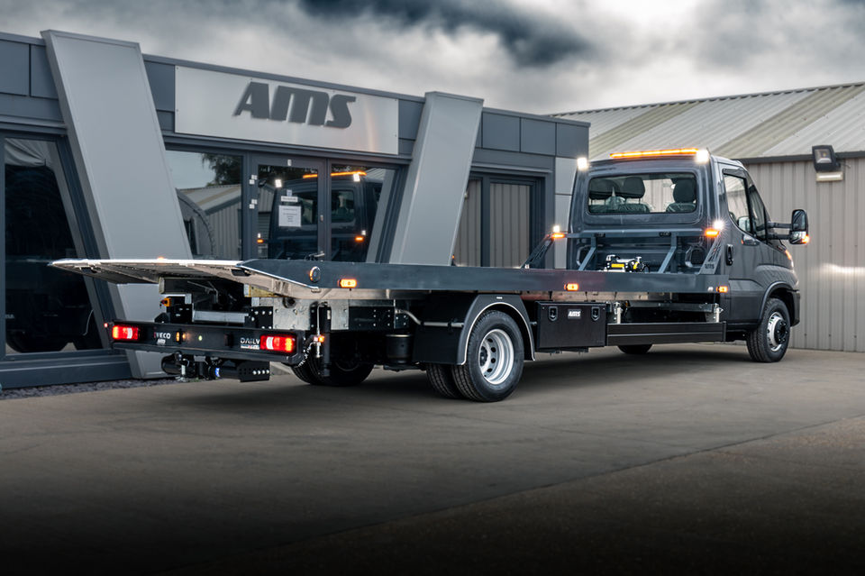 Tilt and Slide Recovery Truck