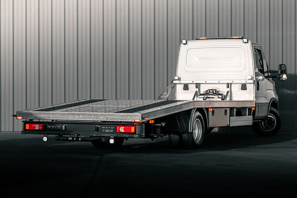 7T beavertail car transporter body builder