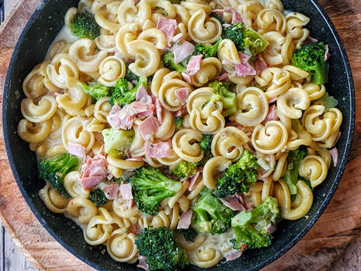 Brokkoli Schinken Käse Pfanne