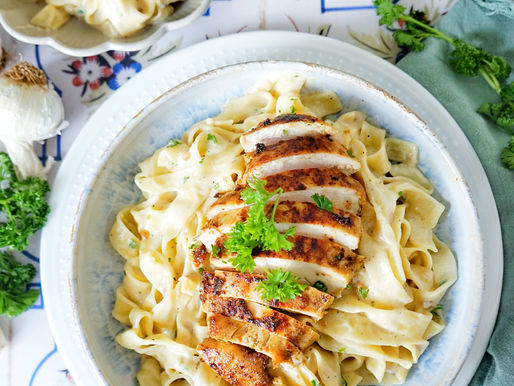 Cremige Knoblauch-Parmesan-Pasta mit Hähnchen – Tag 21 meiner Herbstrezepte