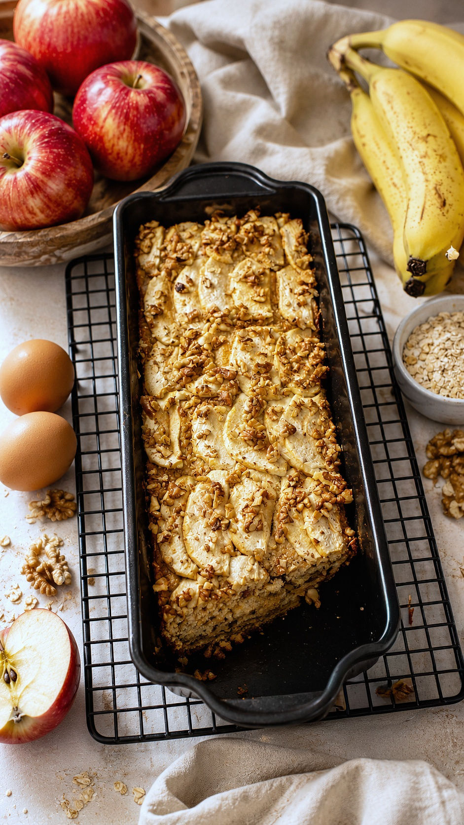 Apfel-Hafer-Bananenkuchen ohne Mehl und Zucker!