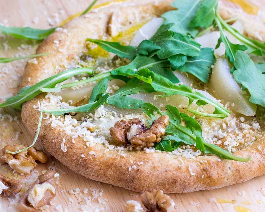 Rucola Roquefort Pizza mit Walnuessen 20180711_BesuchKitts_29.jpg
