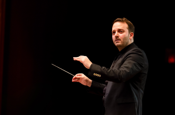Contract Extension: Detroit Opera Music Director Roberto Kalb to Stay Through 2030