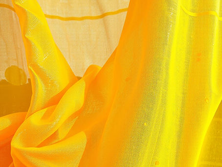 Decoloration of textile due to polythene packing
