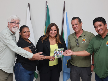 O processo de regularização fundiária da comunidade indígena de Brasilândia deu um passo decisivo na última quinta-feira (26 de fevereiro). A prefeita Márcia Amaral recebeu no gabinete do Paço Municipal uma comitiva técnica da Fundação Nacional dos Povos Indígenas (FUNAI), vinda diretamente de Brasília, para dar andamento à demarcação das terras da Aldeia Ofaié.