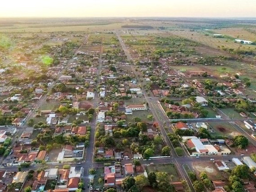A Agência Estadual de Gestão de Empreendimentos (Agesul) homologou na quarta-feira (17) a licitação para as obras de implantação e pavimentação asfáltica em um trecho de 17,06 quilômetros da rodovia MS-444, entre a MS-112 e a BR-158, no município de Selvíria, região Leste de Mato Grosso do Sul. O investimento total da obra é de R$ 39.305.170,97, com recursos viabilizados por meio de financiamento do BNDES.