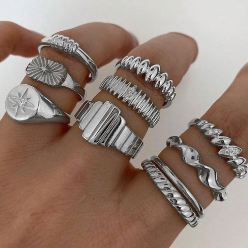 Set of 10 Vintage-Style Rings