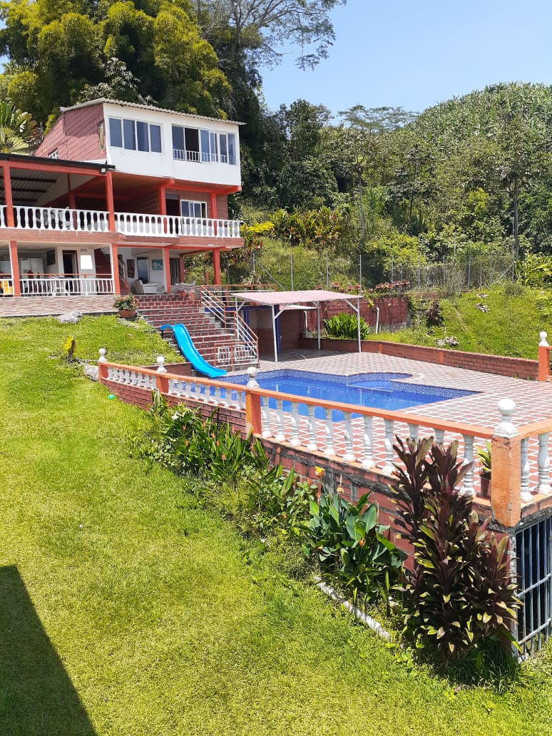 Piscina CabaƱa 2