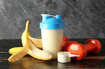 BANANA PROTEIN SHAKE.jpeg