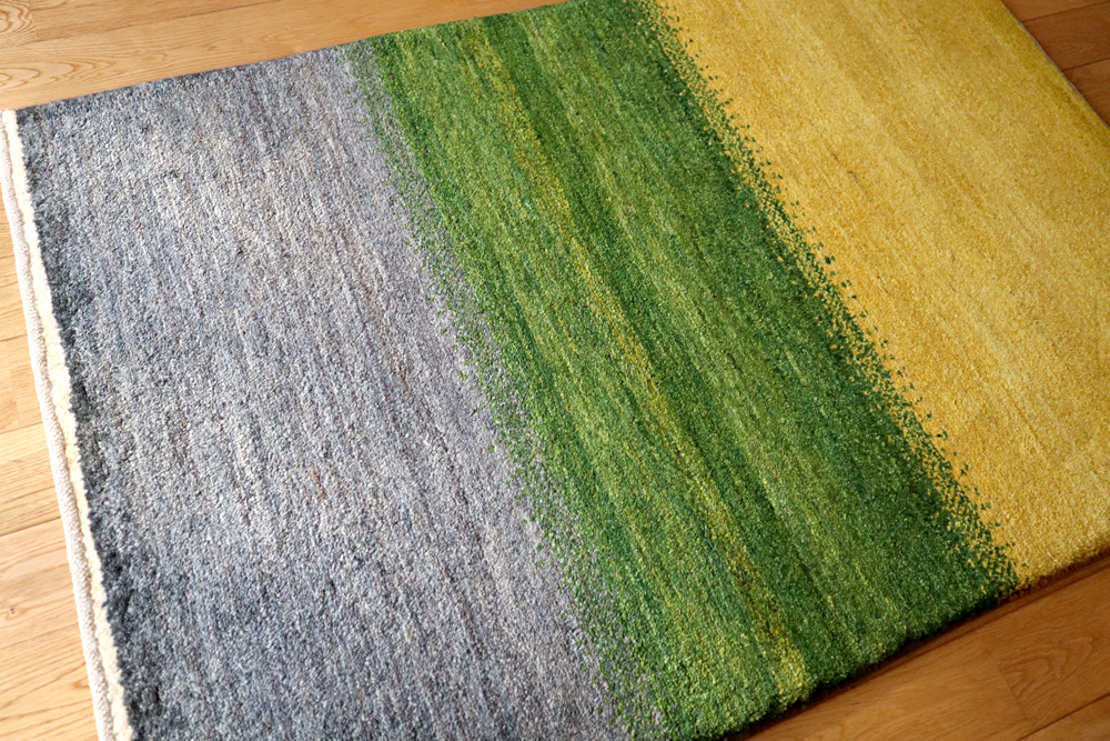 アブラッシュ 大阪 ギャッベ キリム トライバルラグ／ギャッベ