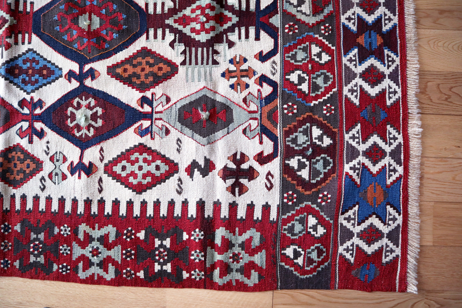 アブラッシュ 大阪 ギャッベ キリム トライバルラグ／アンティーク キリム