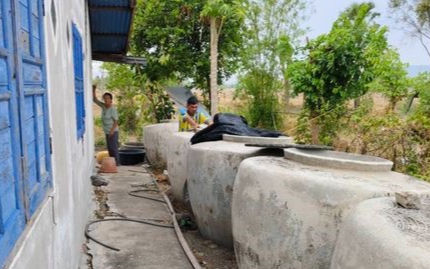 ฝ่ายป้องกัน บริการน้ำเพื่อการอุปโภคบริโภคให้กับประชาชน หมู่ที ๘ บ้านไผ่เจริญ จำนวน ๒ จุด