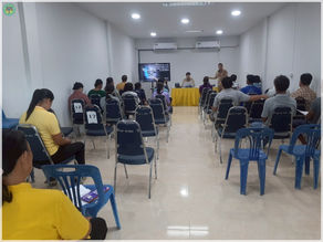 เจ้าหน้าที่สำนักงานคณะกรรมการการเลือกตั้งประจำจังหวัดลพบุรี อบรมบรรยายให้ความรู้เกี่ยวกับการลงสมัครรับเลือกตั้ง กฏหมายเลือกตั้ง