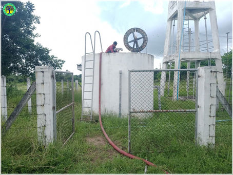 ฝ่ายป้องกัน องค์การบริหารส่วนตำบลดงมะรุม บริการน้ำเพื่อการอุปโภคบริโภคให้กับประชาชน หมู่ที ๗ วัดโชคอำนวย