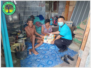 อบต.ดงมะรุม ดูแลผู้ประสบปัญหาทางสังคม