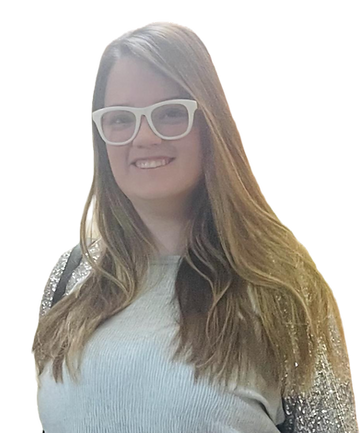 Madelynn Schinderling-headshot_edited_edited.png