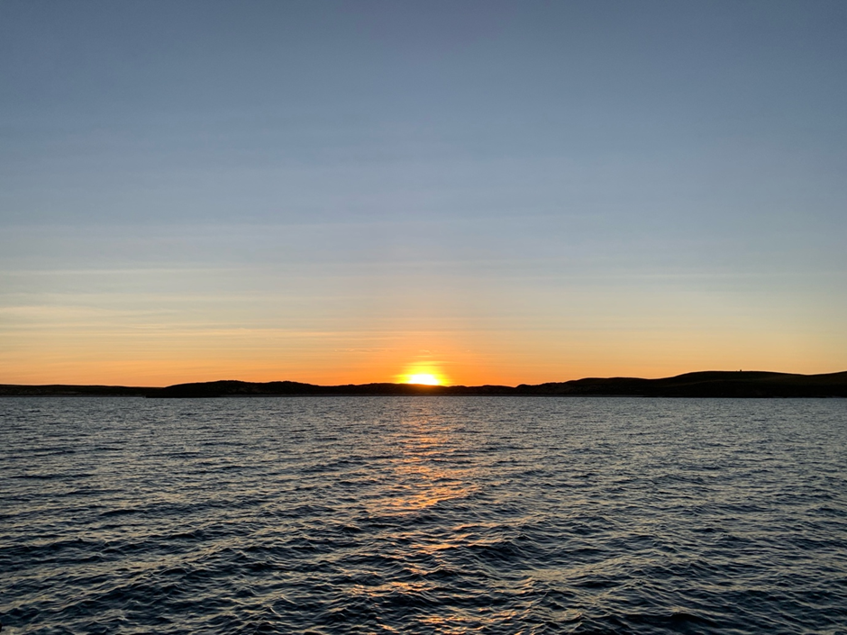 Sunrise over Trimouille Island (Paul Grace)