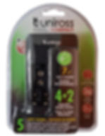 Cargador de Pila AA / AAA / 9V. Uniross