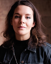 Julia Heath.png