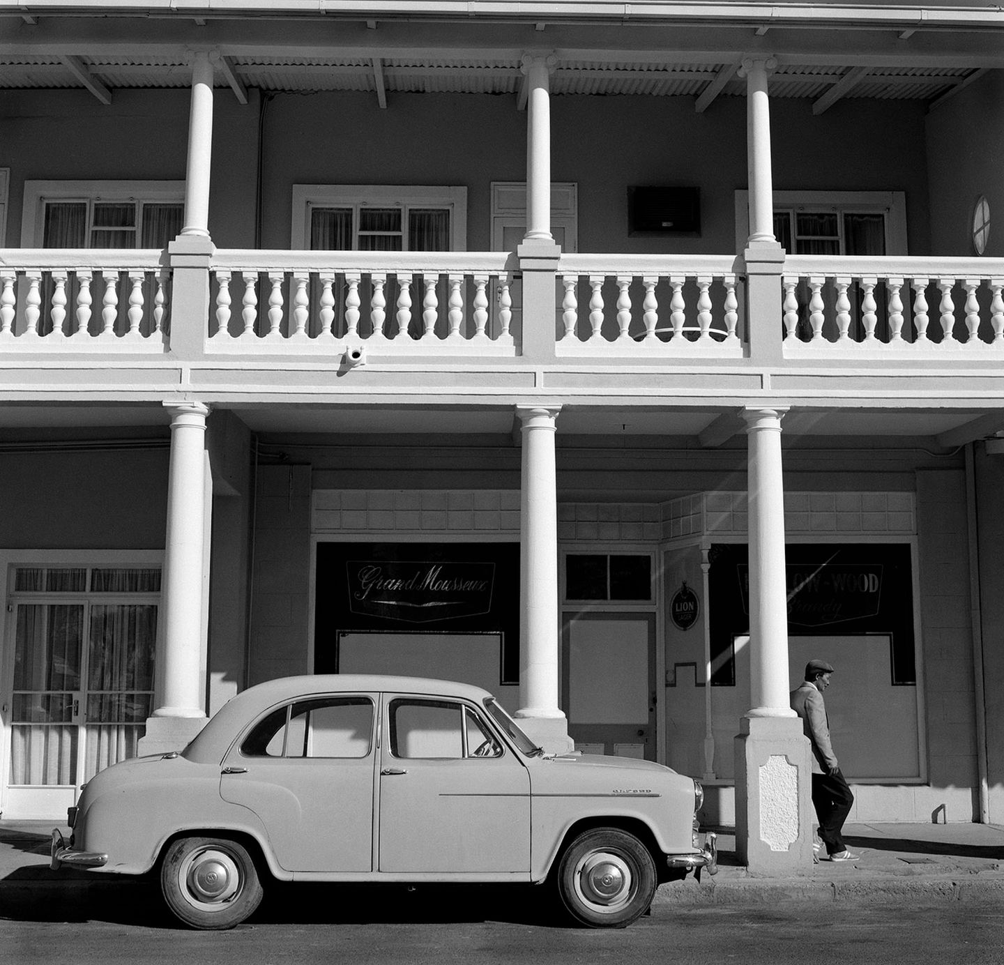 Side view of hotel Middelburg 1983