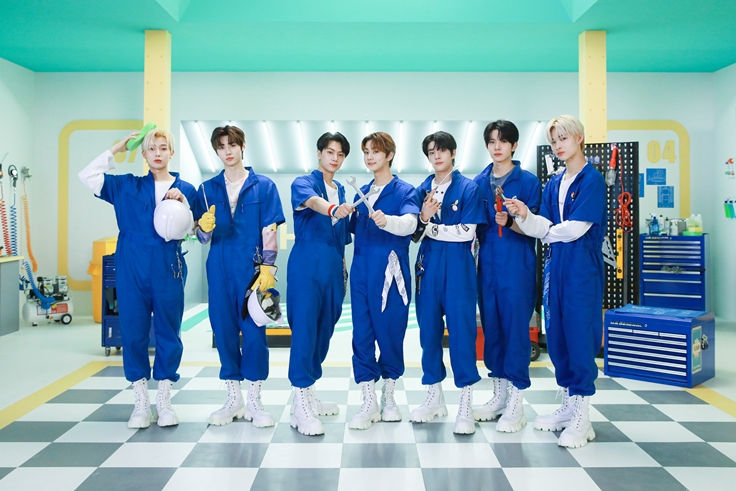 ENHYPEN X TAYO MV Behind Cut MelOn - Group Photo 2