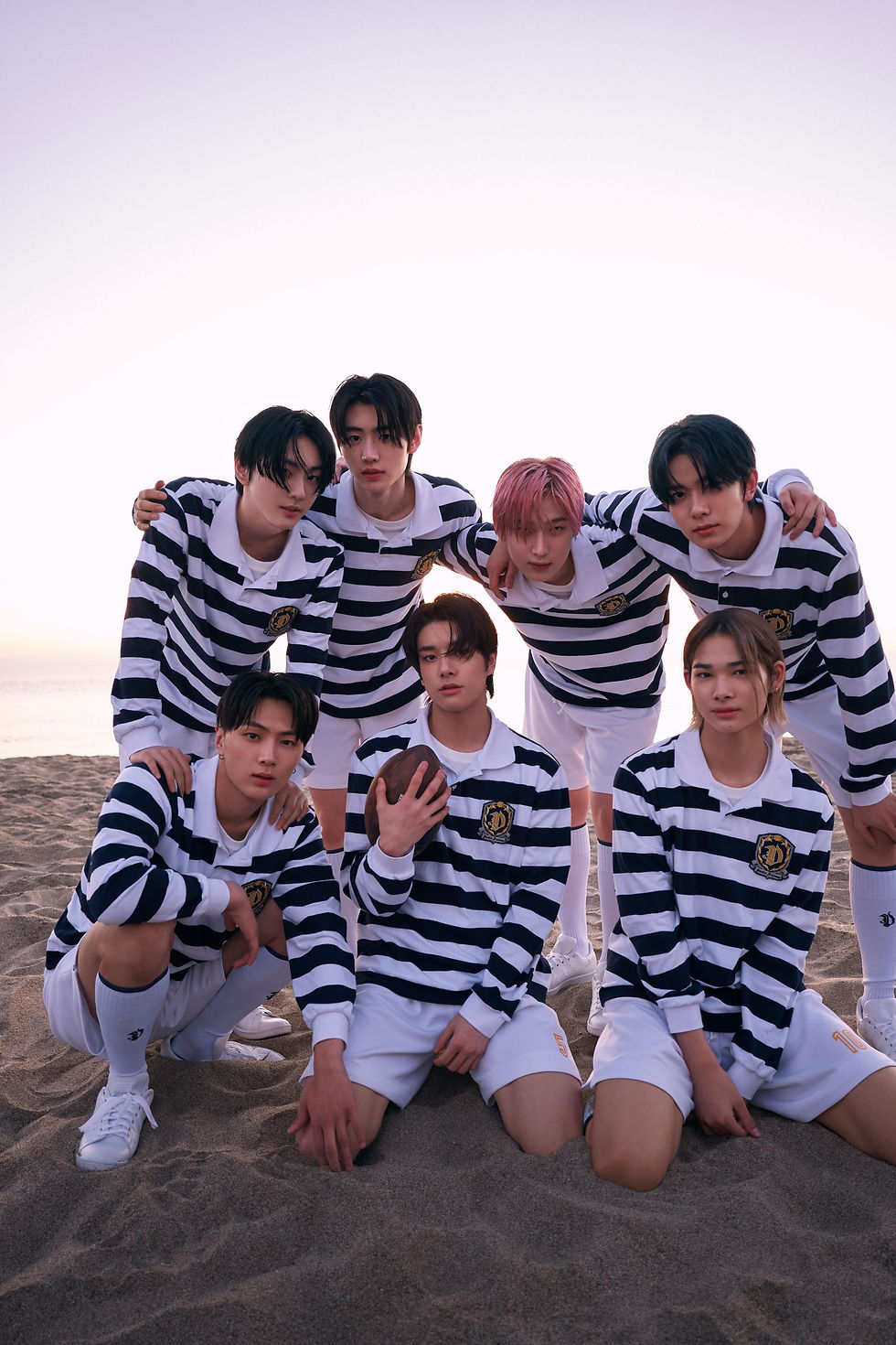 DIMENSION : DILEMMA ODYSSEUS VER. - GROUP PHOTO (1)